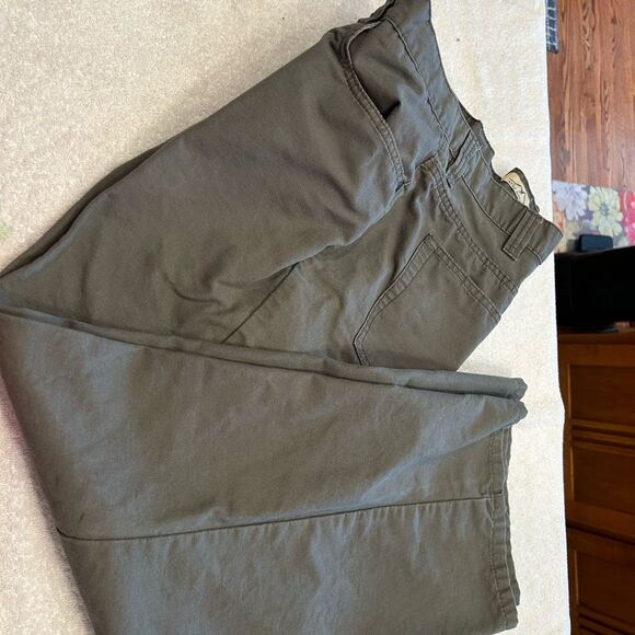 size 42 x 30 Blue Mountain Men's Cargo Olive Green Pants good condition - Picture 1 of 7